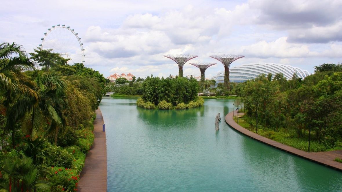 Gardens by the Bay (liet. Sodai prie įlankos)