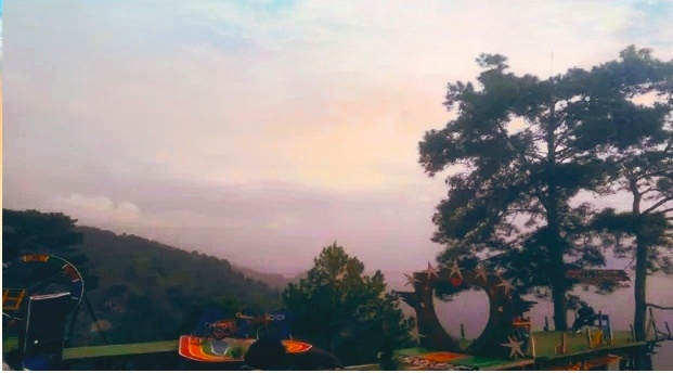 Image Photo above Simarjarunjung Hill, Tree House and Various Beauty Looks Different.