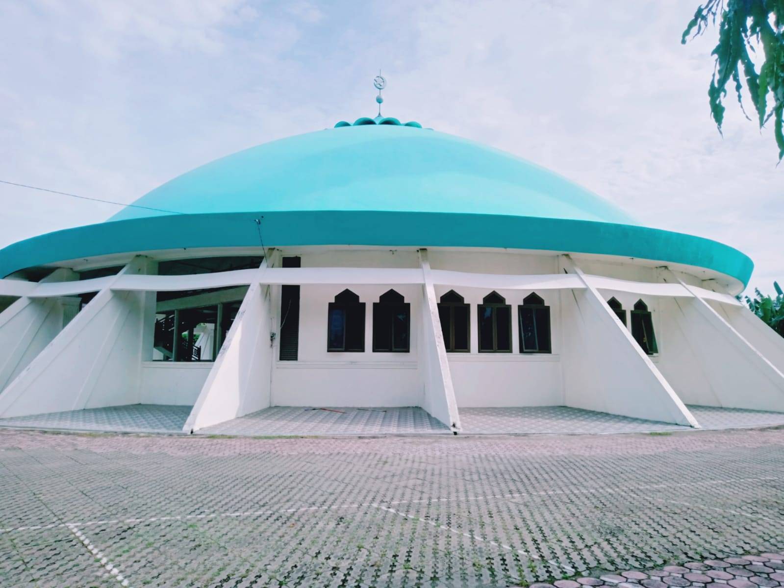 Visiting Umbrella-like Mosques and Prosperous Eating Places. Aceh Besar. Indonesia.