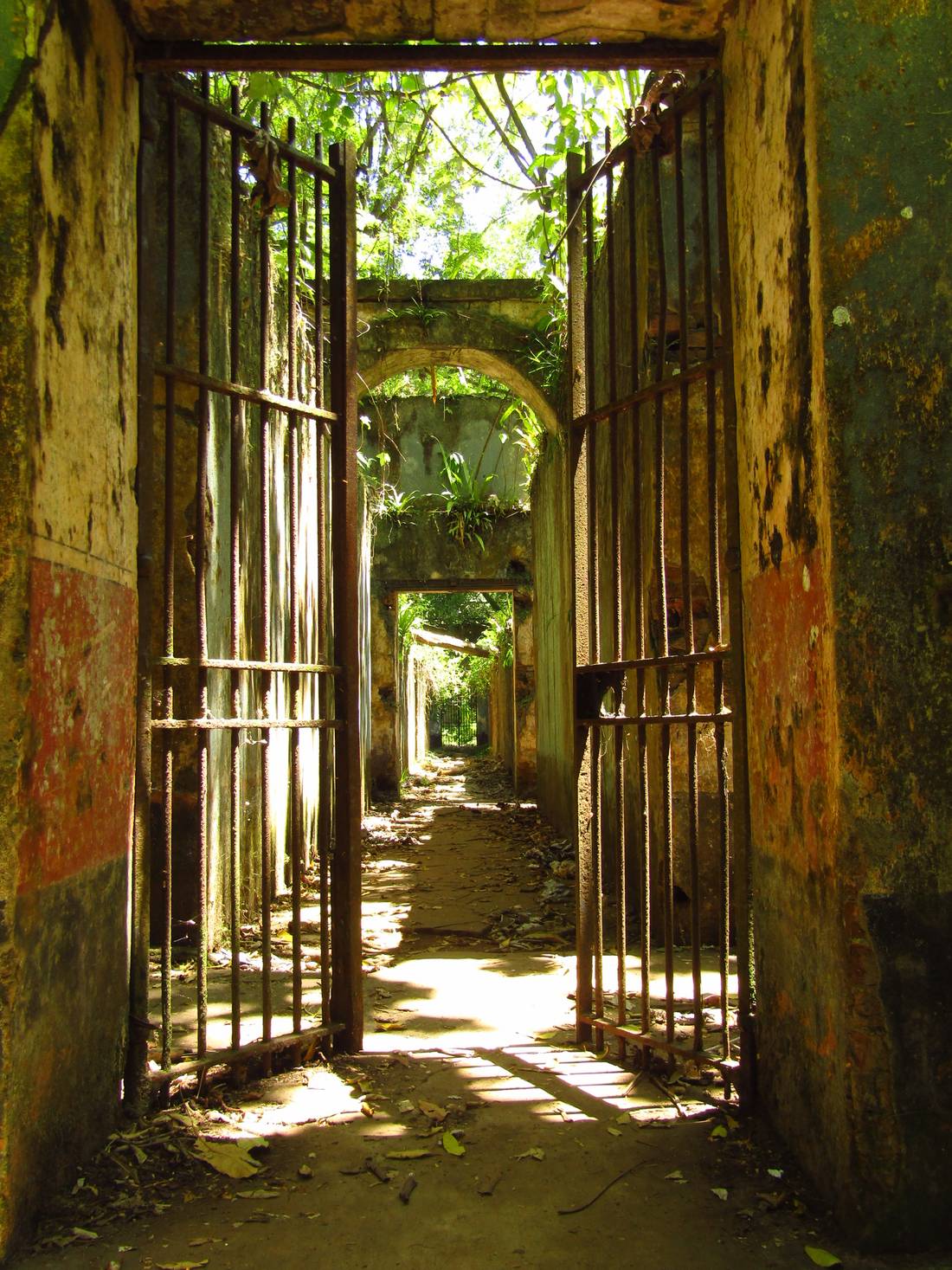 Saint-Joseph’s prison (cell’s hallway)