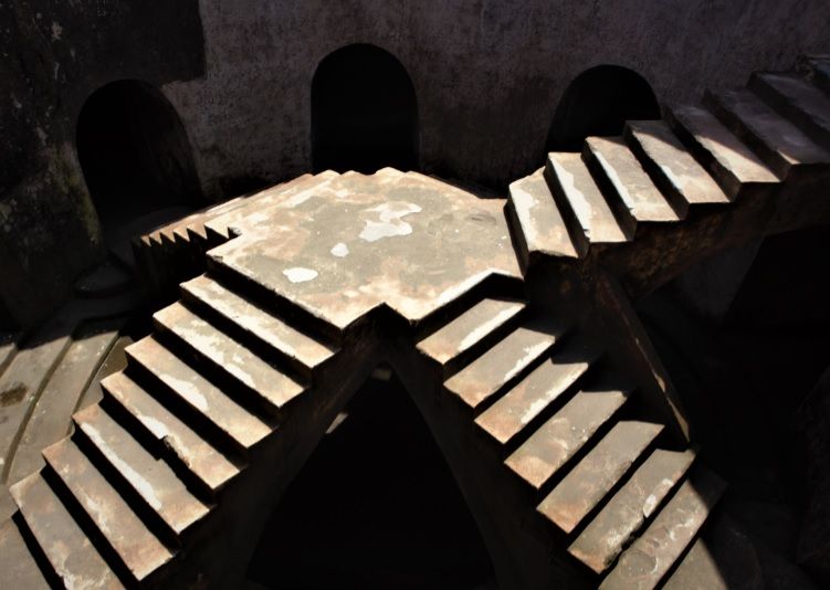 Underground Mosque In Yogyakarta , Indonesia (9 Photos)