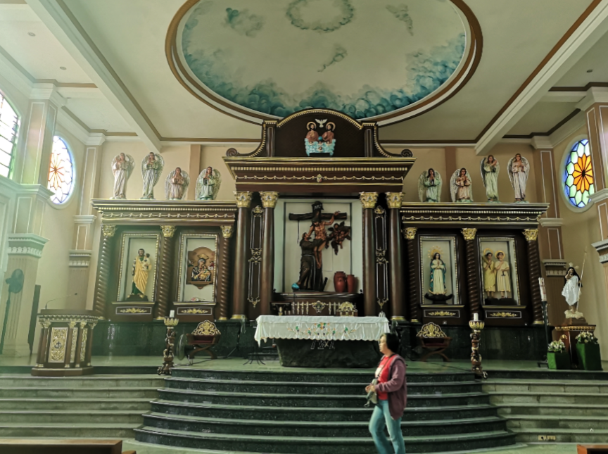 Beautiful paint and statue inside the church 
