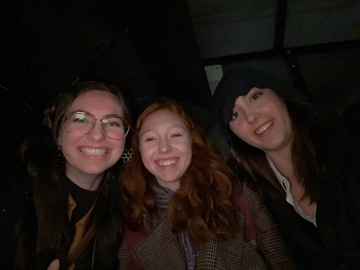 The three dummies who got on the wrong bus and are now awaiting the arrival of the savior bus