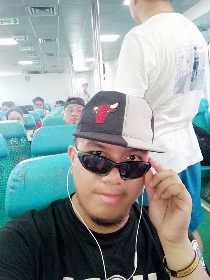 Boarding on an OceanJet to Dumaguete City