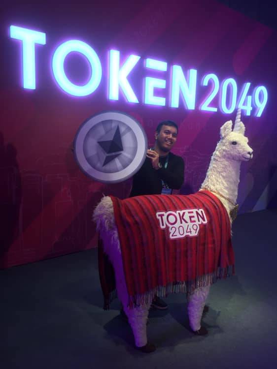 Pose with the llama
