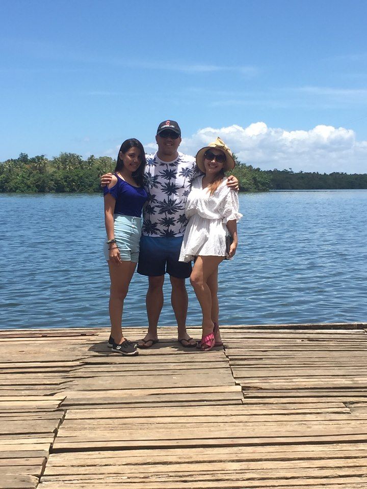 With Ross Ann (left) and her mom (right)