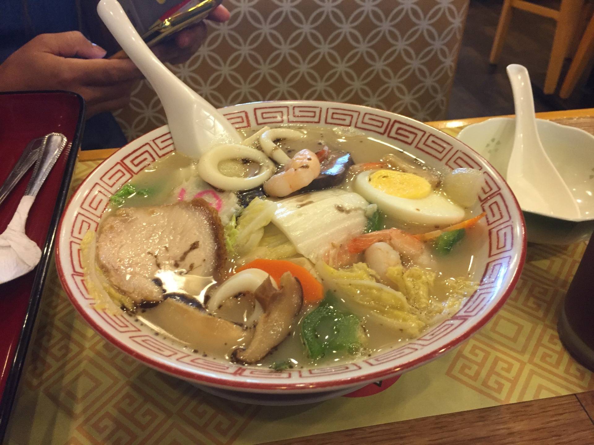 Yummylicious lomi udon soup!