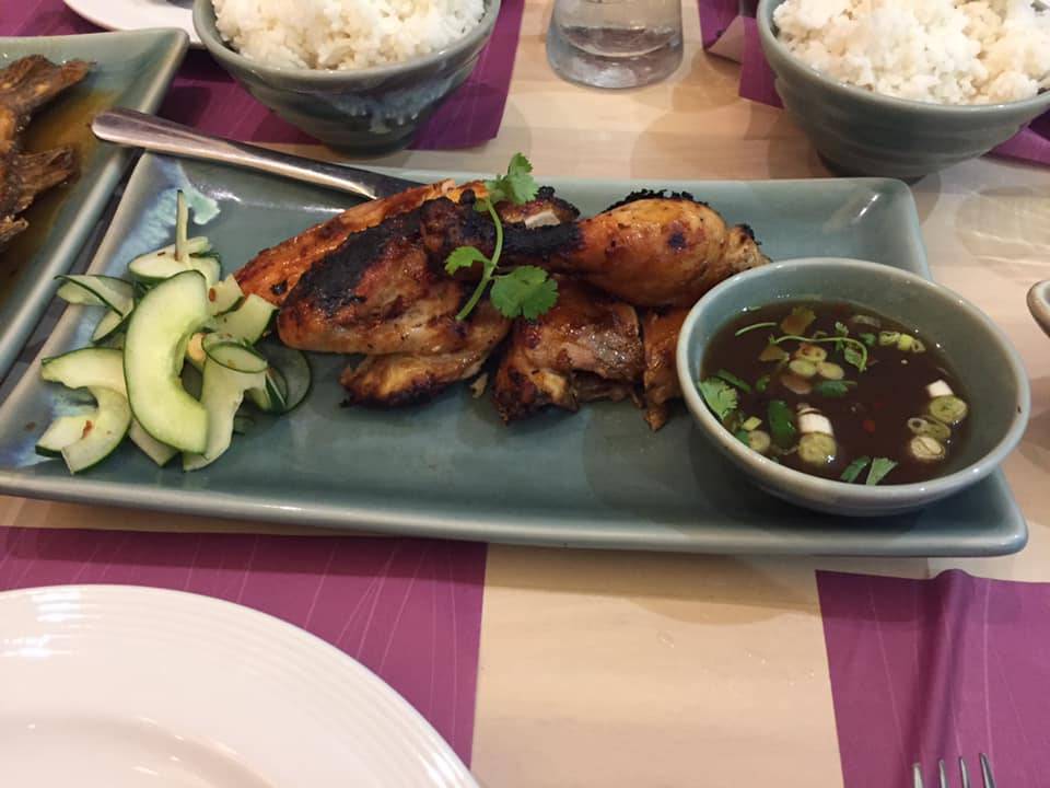 Ga Nuong Voi Ngu Vu Nuong - Grilled Vietnamese chicken