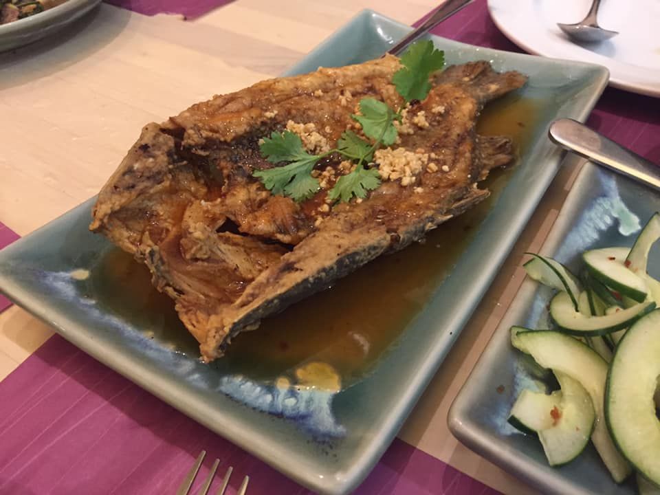 Pla Koa Thod Nam Pla - Deep fried parrot fish