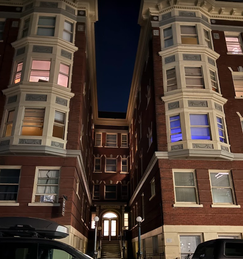 I like the symmetrical view of this building.