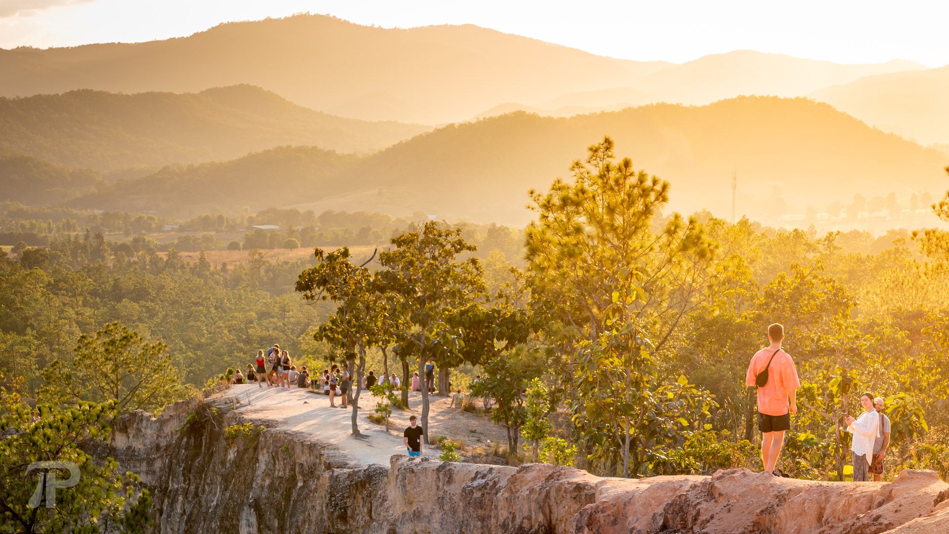 Pai Canyon is touristy but there's a lot of space for everyone