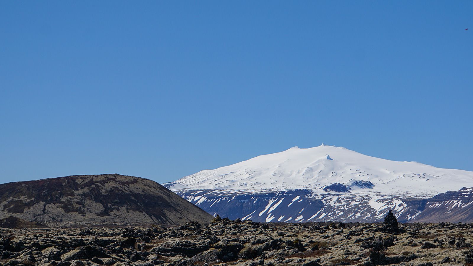 Wokół półwyspu Snæfellsnes |2| - spacer do krateru Búðaklettur