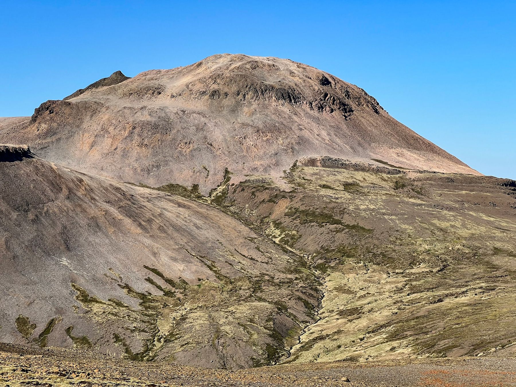 Drápuhlíðarfjall, aka Rocky Bitch