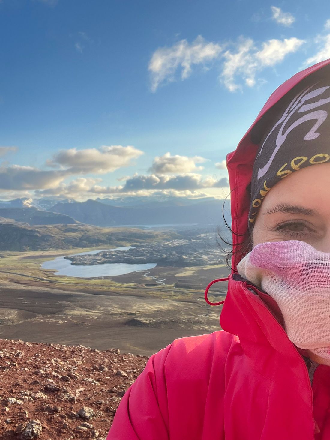 Letni selfiaczek z Berserkjahraun w tle.