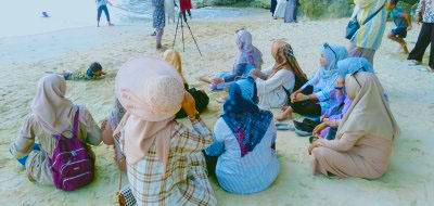 photos of friends, they are teachers who are on vacation, together with them and while sitting, I took this photo.