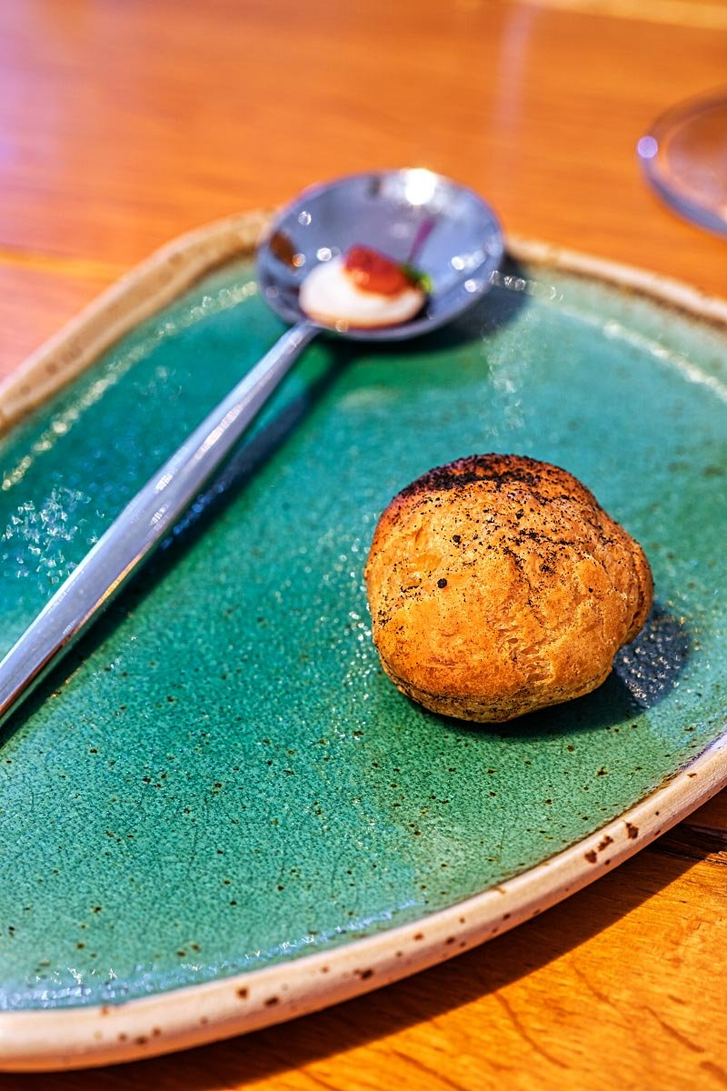 Amuse-bouche on a plate by Slovenian artist Bojana Križanec.