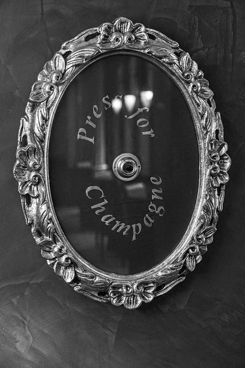 As long I have this button, and it works I am happy. Hotel Papadopoli Venezia Review just got bonus point