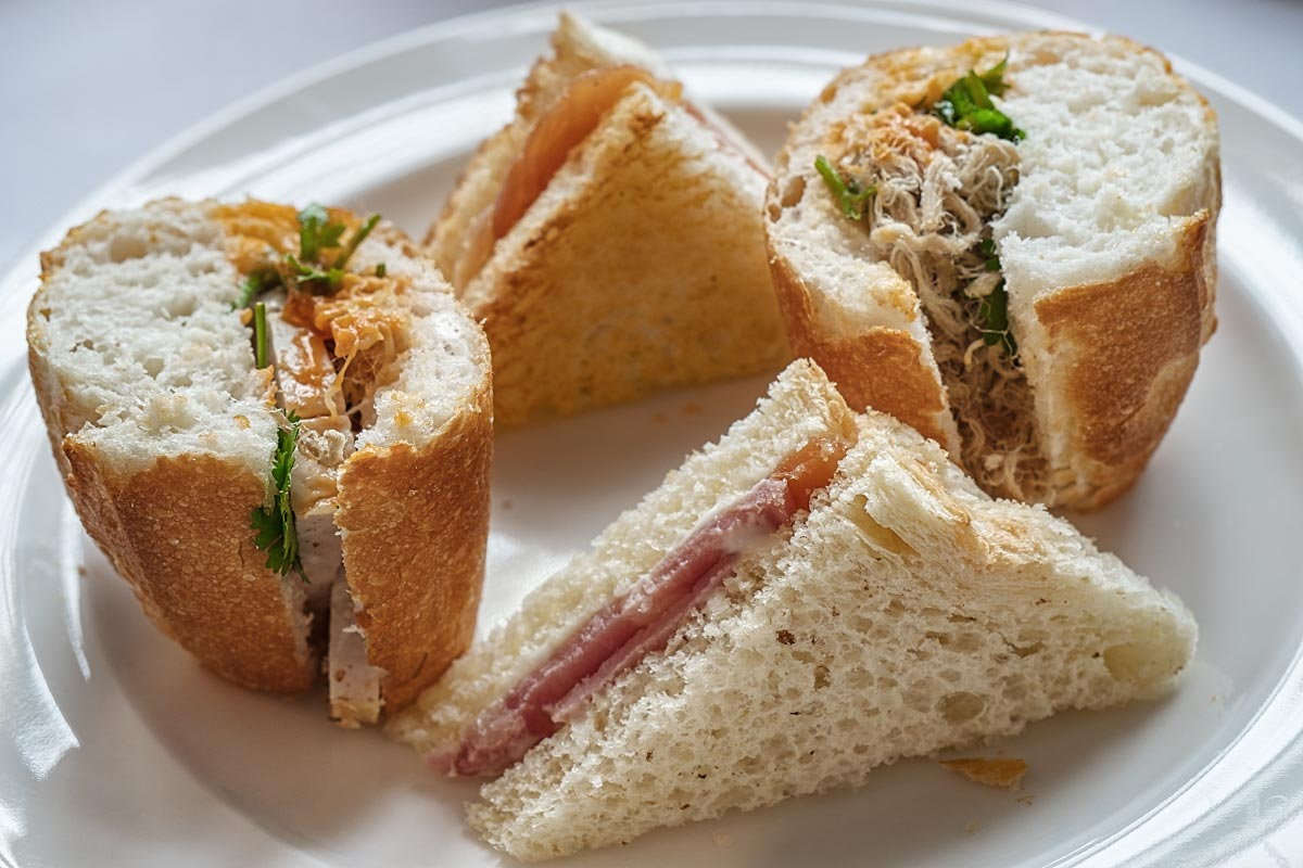 Savory was OK, but still. We are in Palace, where is freaking curtsy and culinary excitement?