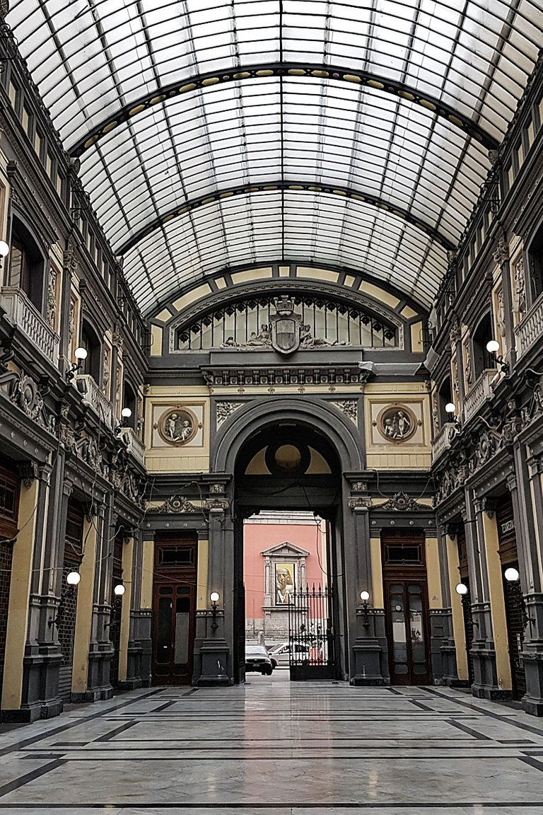 Buildings are something special in here