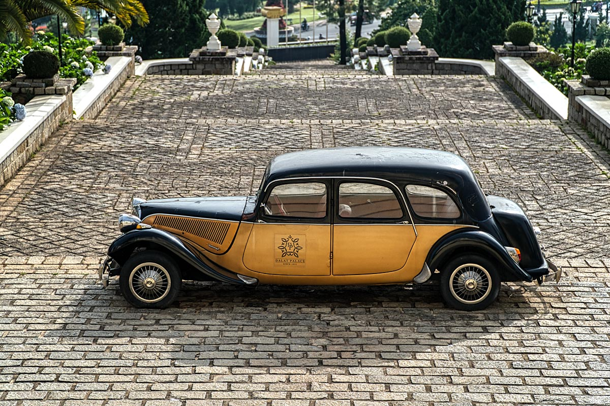 A vintage car is a part of Dalat Palace