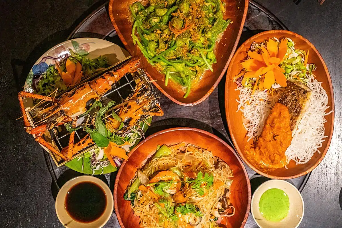 Mam means serving tray and is proudly used in the restaurant after which it was named.