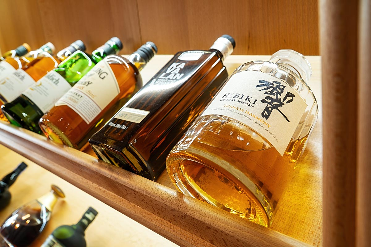 Guests can choose between different spirits or go in an alcohol-free way.