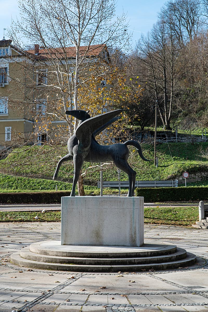 Pegaz, the iconic symbol of Rogaska Slatina, represents the legend of the mythical winged horse whose hoofprint is said to have created the town’s famous mineral spring