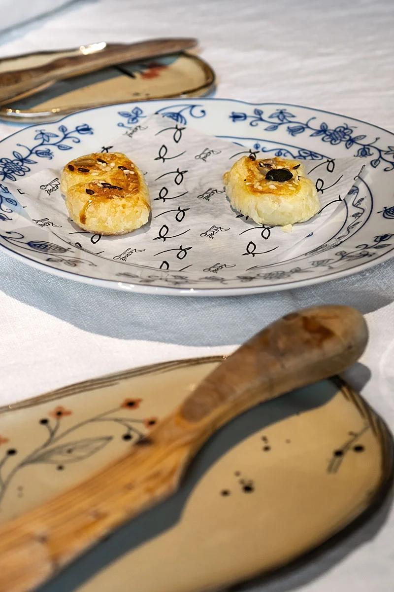 Biscuit with sheep’s cheese