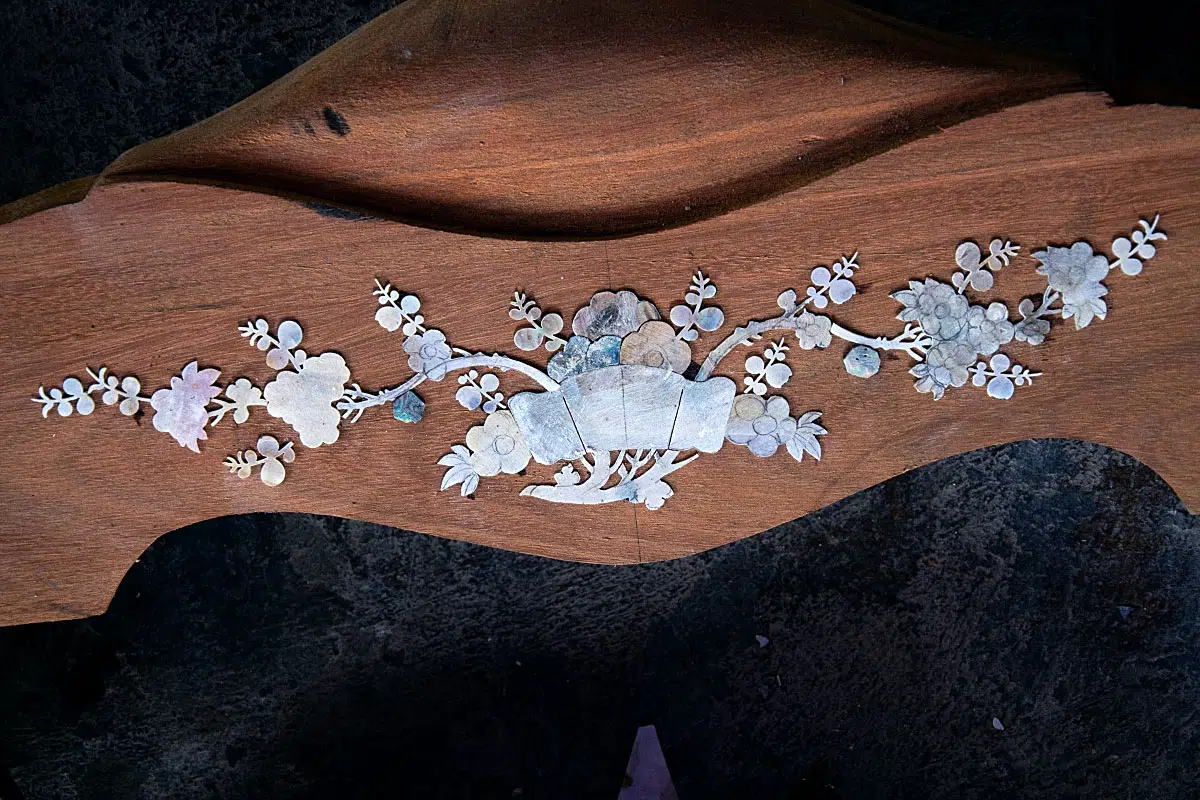 I think sea shells make wood even nicer than it is already.