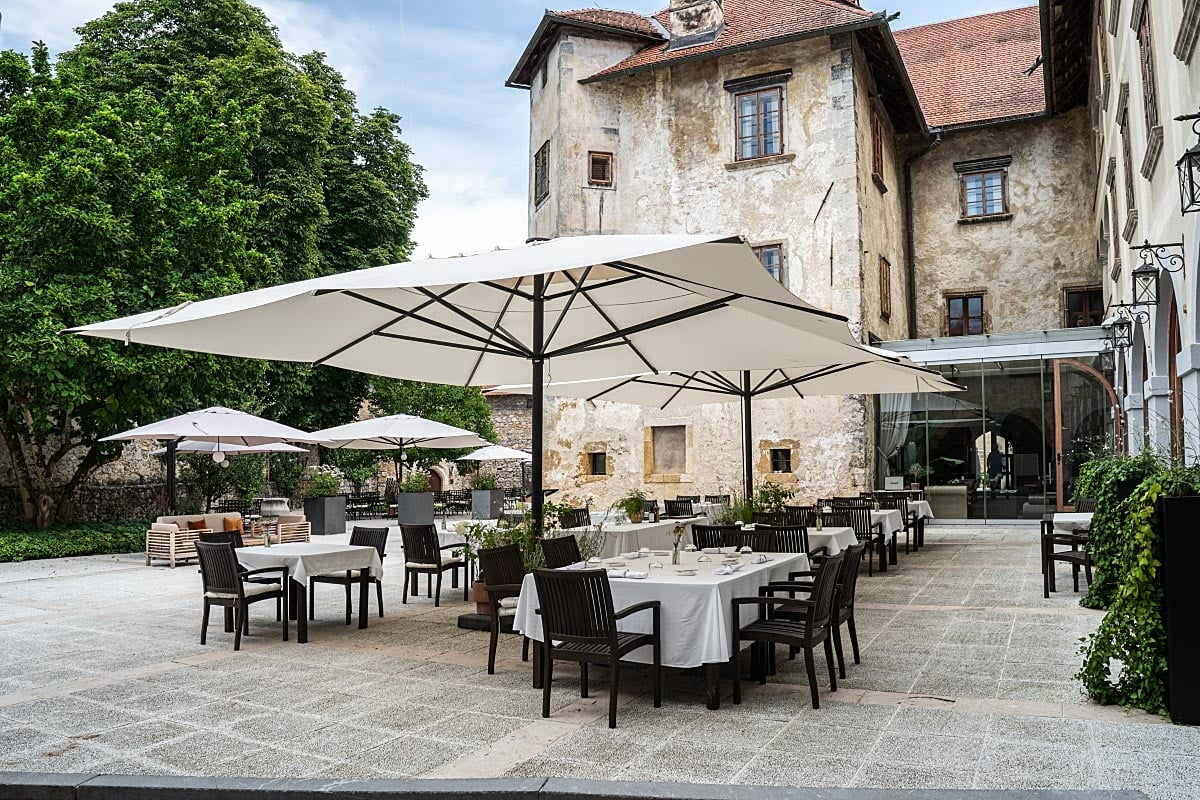 Breakfast in the peaceful castle courtyard was one of the highlights of our stay.