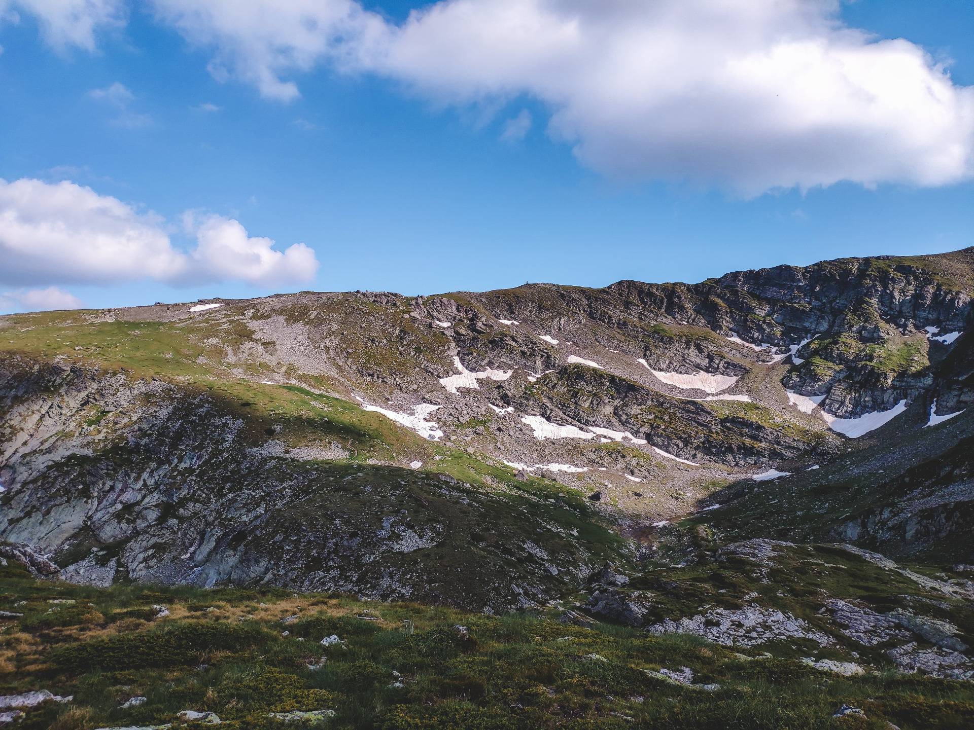 Rila mountain range. Photo by Wander Spot Explore ©