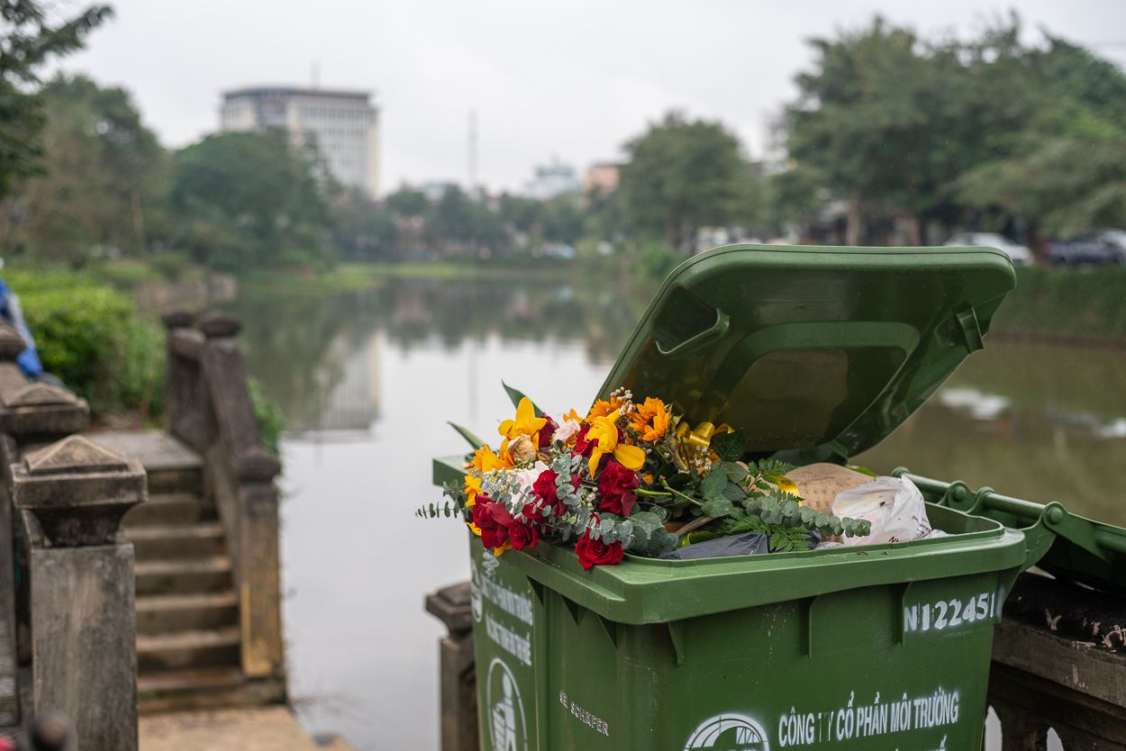 January in Hue, Vietnam. Meeting Crunchy Again