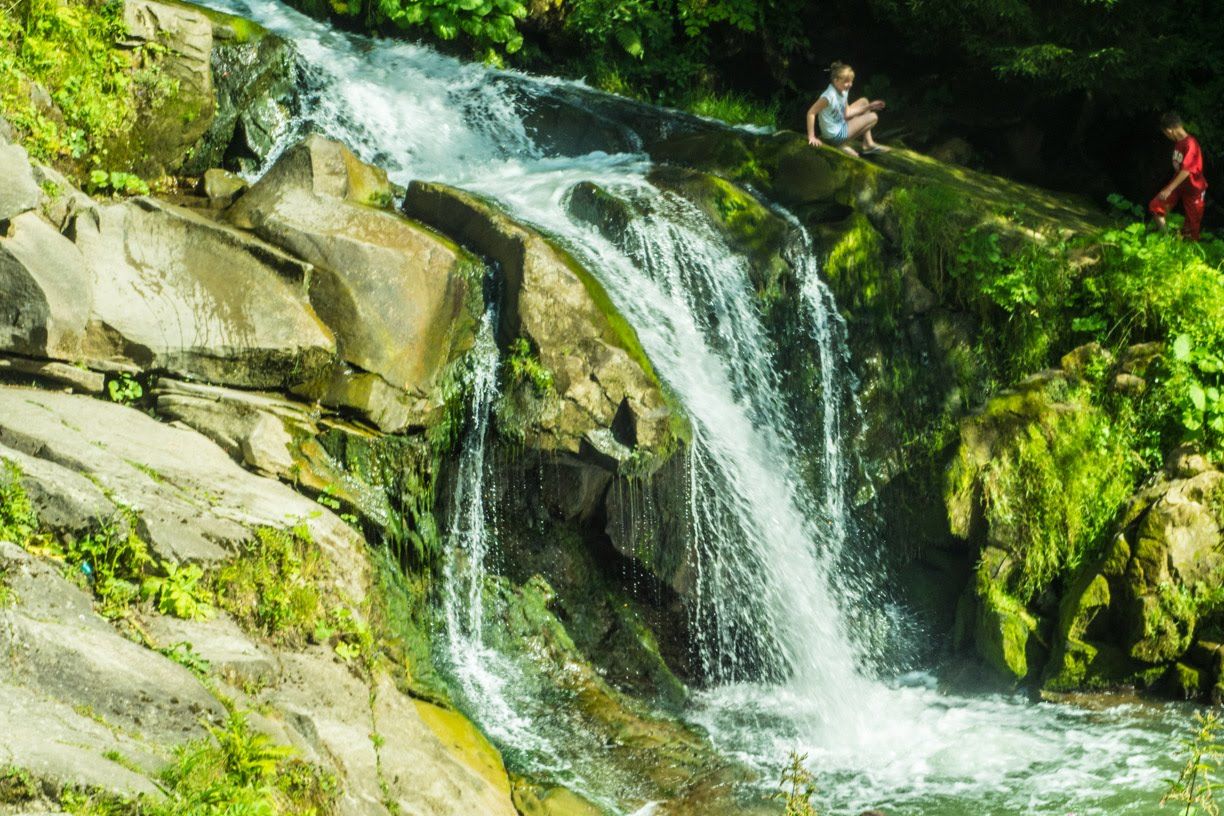 Kamianka Waterfall