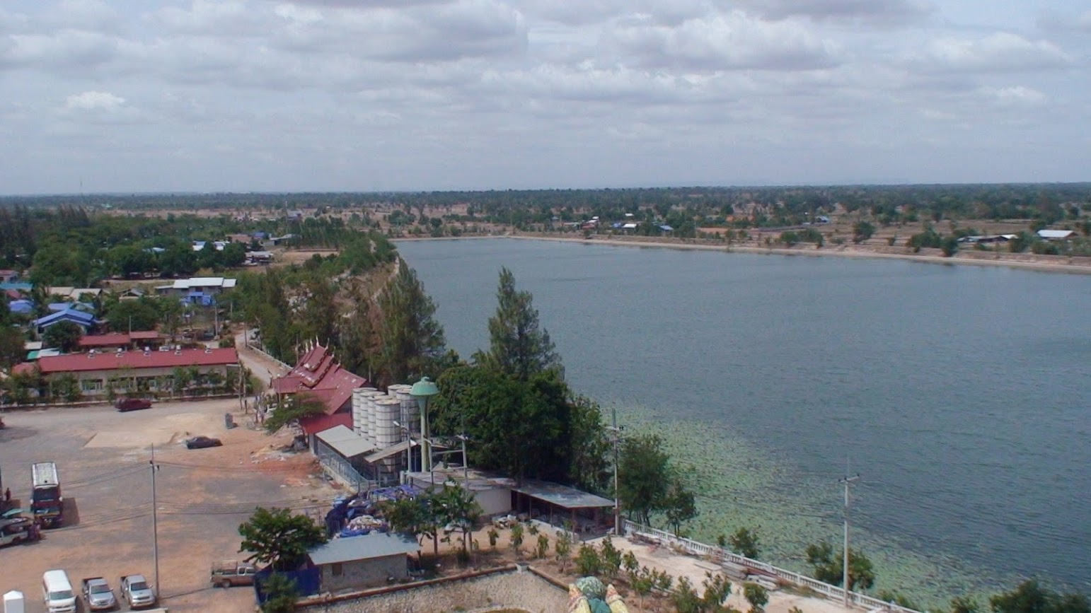 View to the lake and the parking spot.....