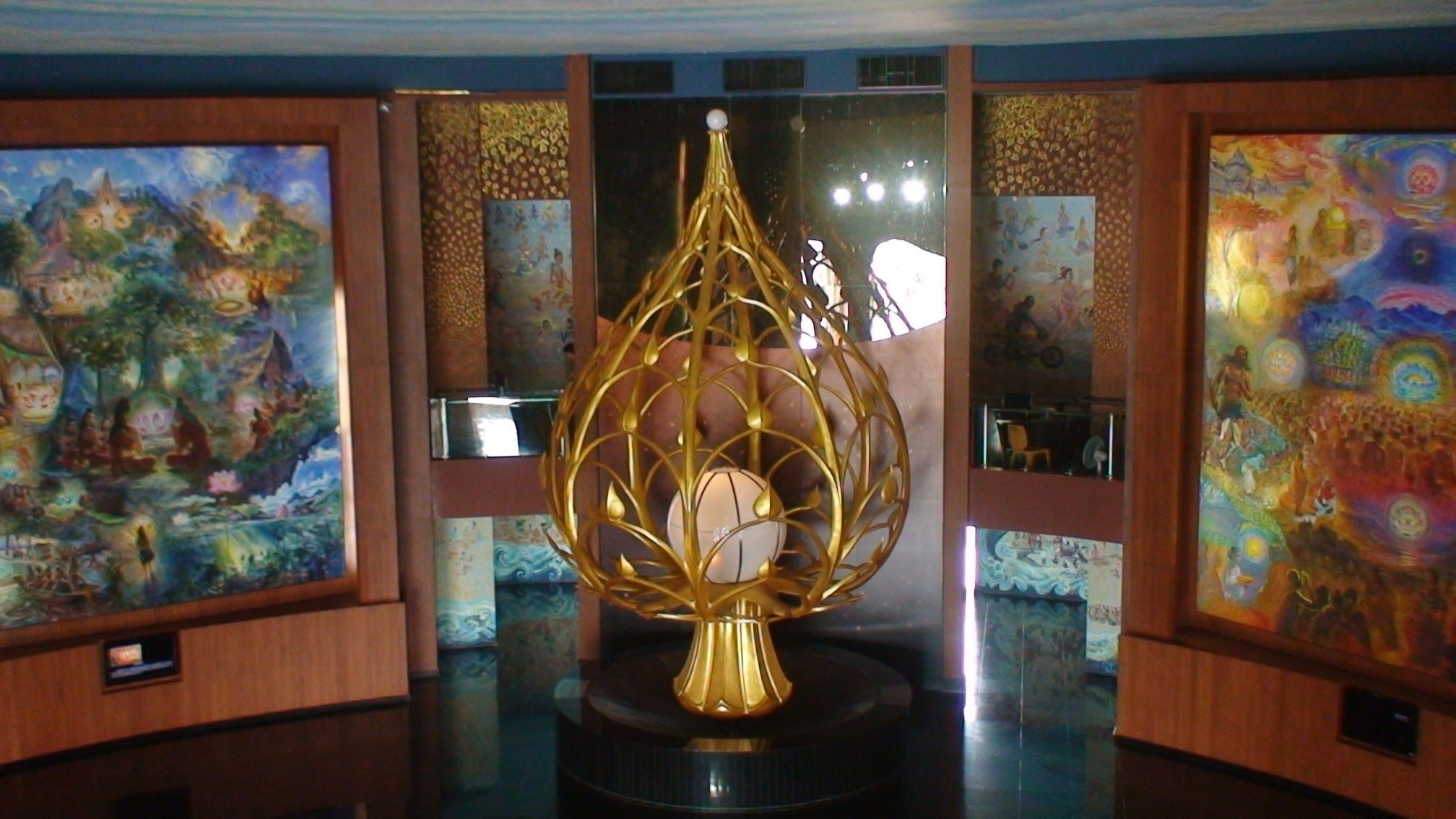 Inside Wat Ban Rai (วัดบ้านไร่) - Elephant Temple (Part 2)