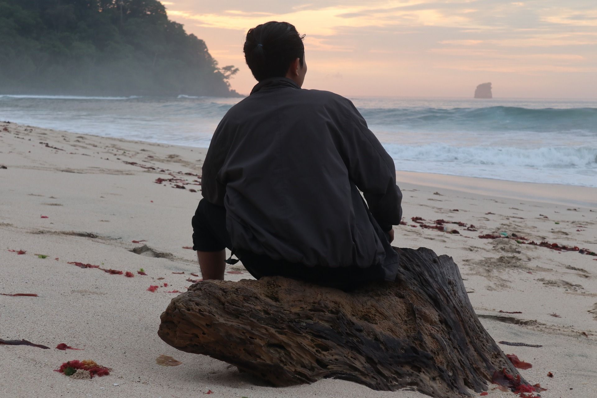 Discovering the Hidden Gem of Sendiki Beach Tambakrejo