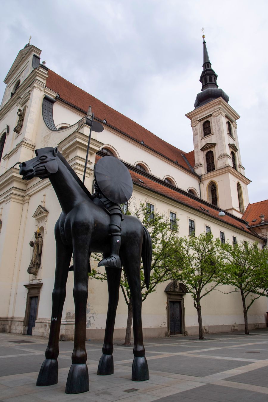 Pomnik Odvaha (Odwaga) z 2015 roku (autor Jaroslav Róna) / Odvaha (Courage) monument from 2015 (by Jaroslav Róna)