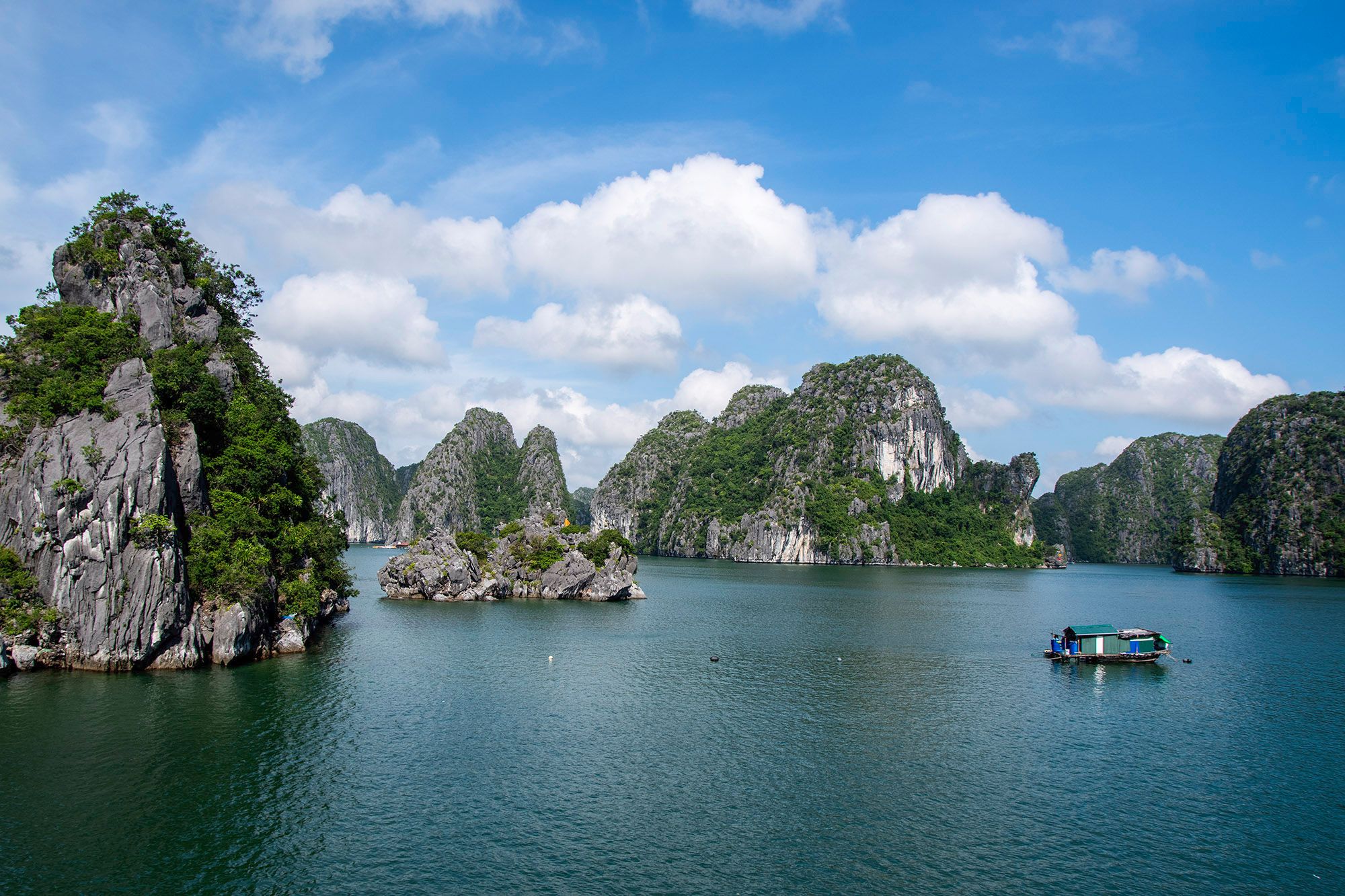 Zatoka Ha Long / Ha Long Bay