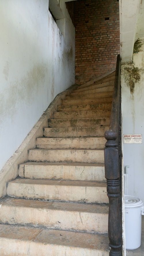 Even the stairs going up... and up are dramatic! They curve around corners, blind corners! Where you can’t really see what or who is lying in wait ahead of you!!! Ok, I’m getting too imaginative!