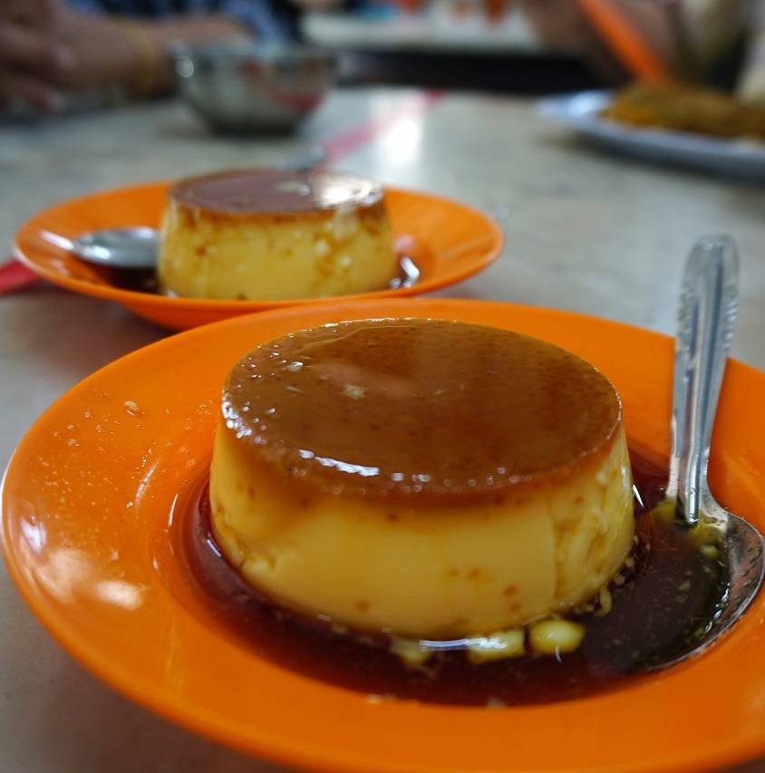 Caramel pudding happens to be a trending item in Ipoh - so we had to try it.... Not bad - very tasty!