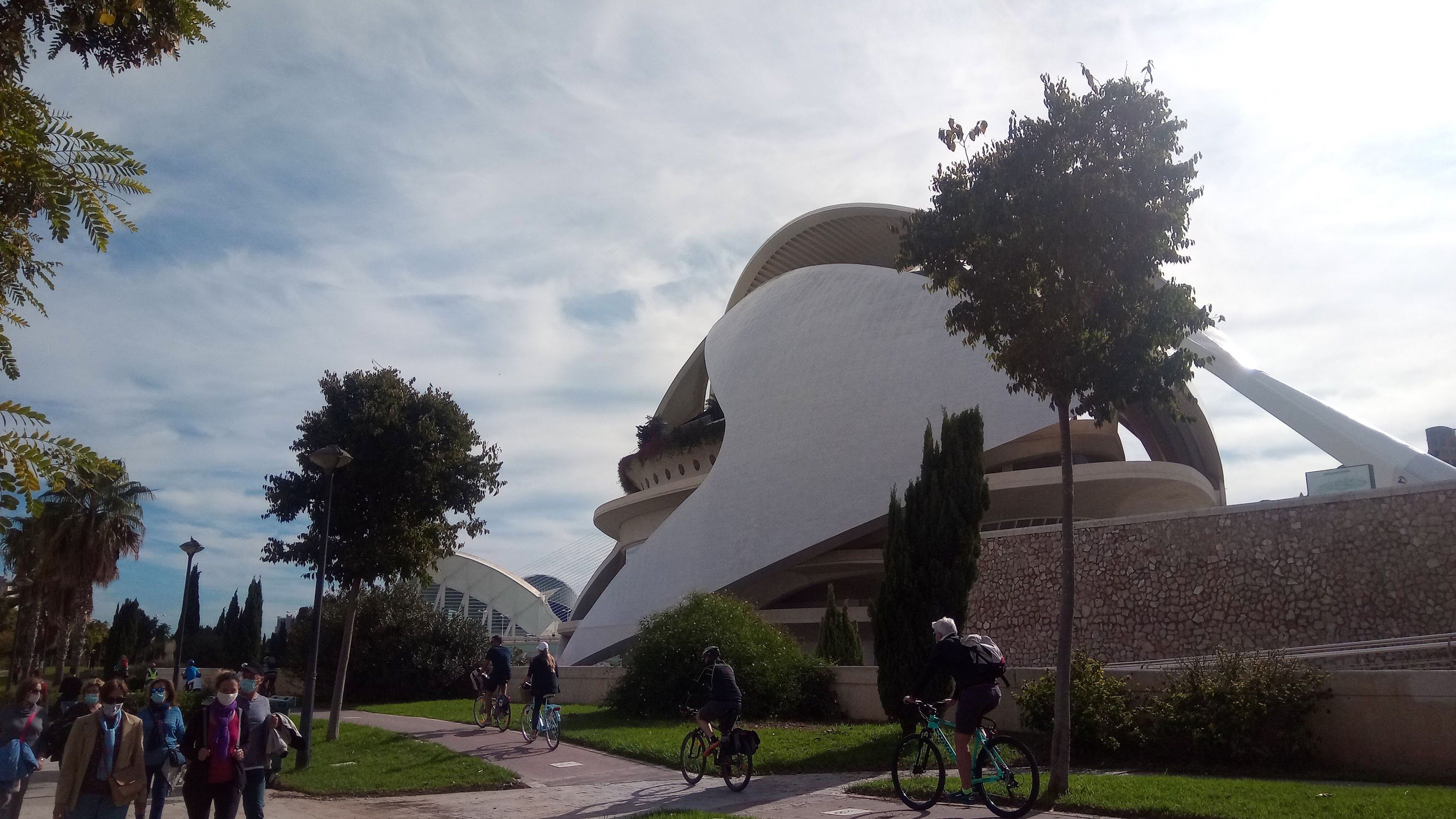 Valencia Vibes: Some Sunny Snaps!
