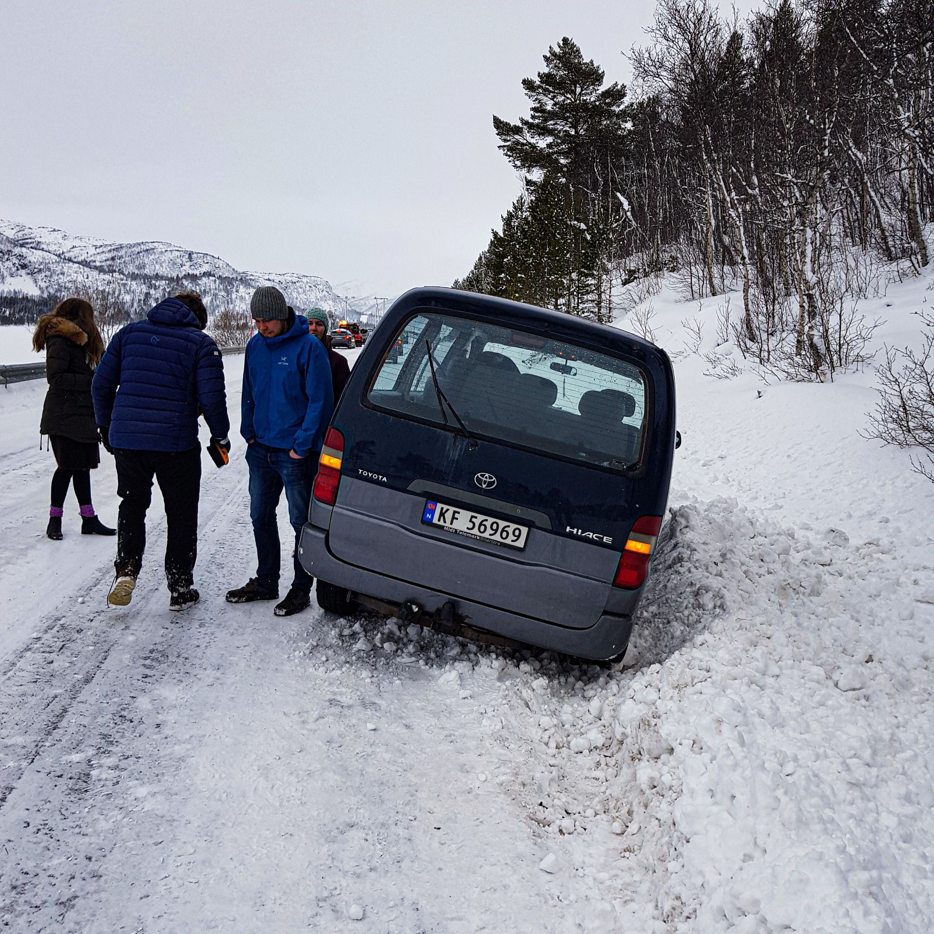 Adventure Wagon in trouble