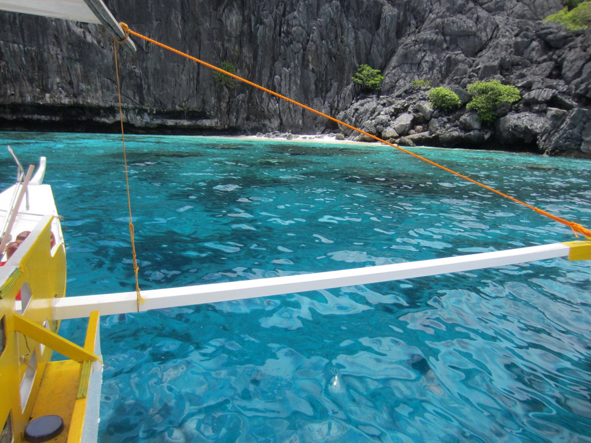 Turquoise teal water awaits.