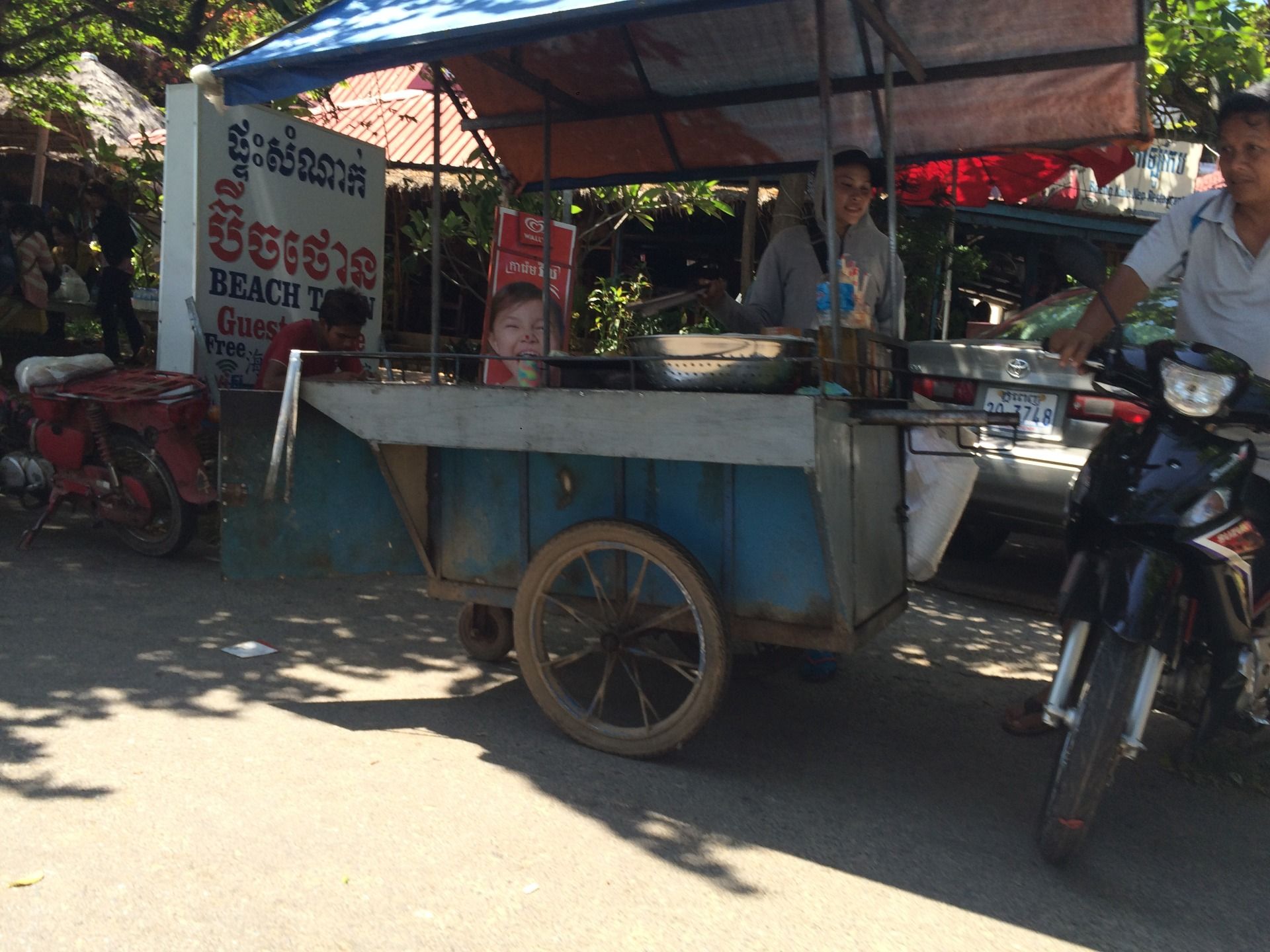 The moment of each other seeing each other and only having a moment to recognise what is passing by.
