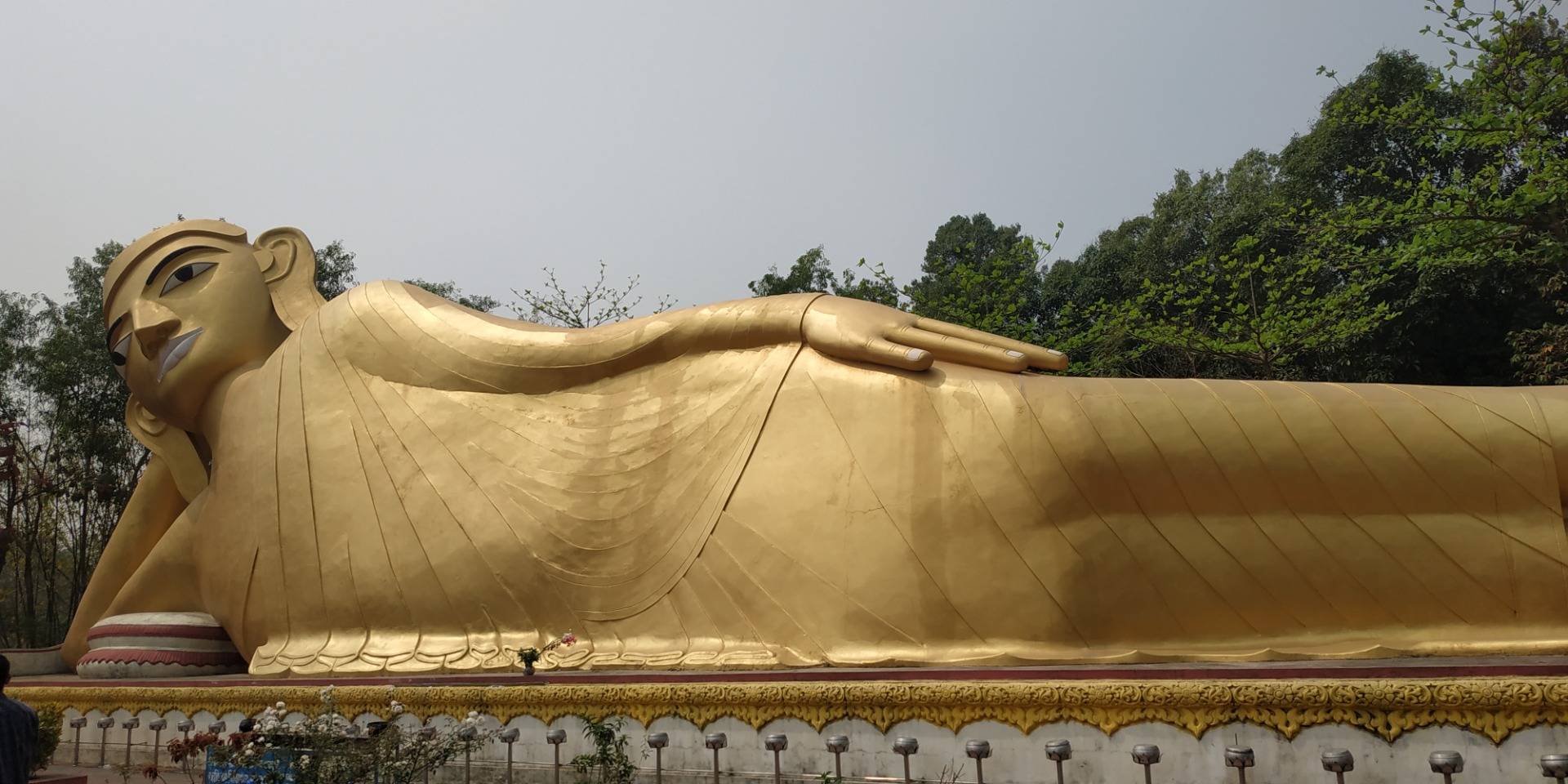  100 Feet Lying Statue of Gutama Buddha - Travelfeed.