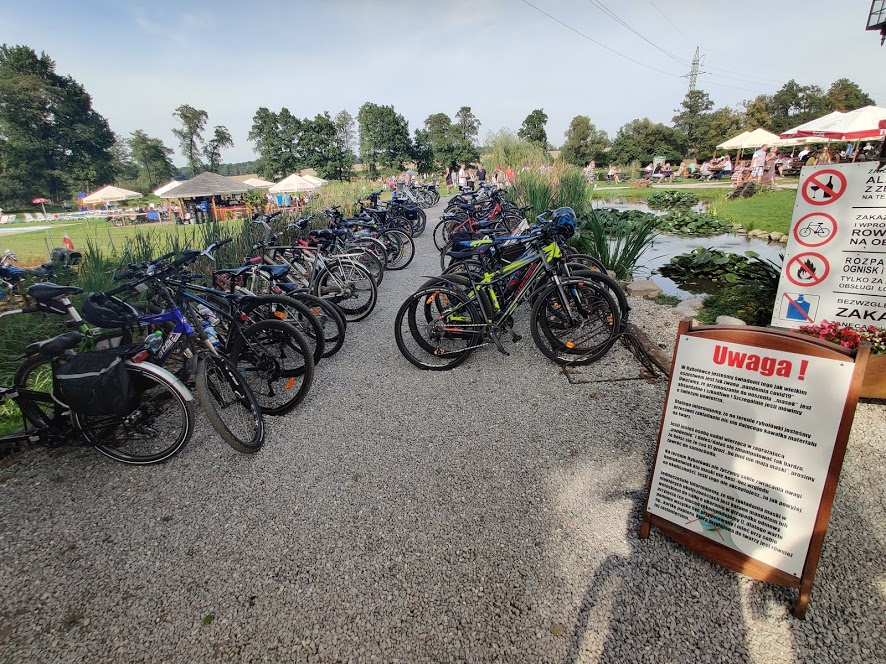 Popas w Rybołówce (Mikołów). Tak, w dobie koronawirusa... kilku gości było ;)