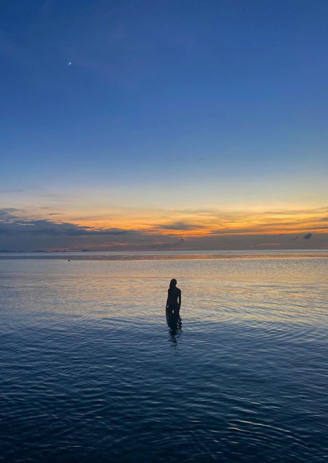 Meet me! I’ll tell you who I am before we travel together🌍