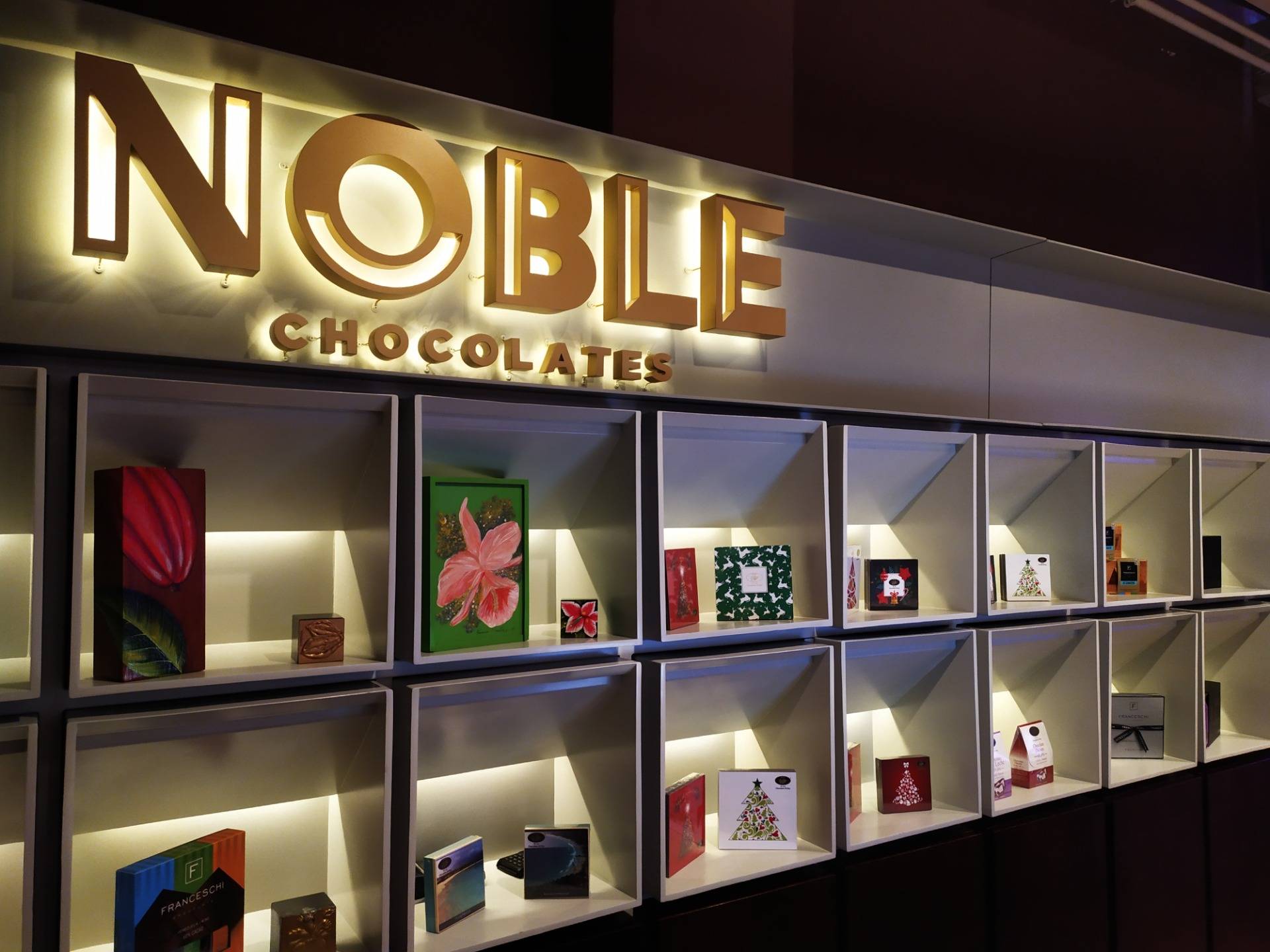 Visiting Noble Chocolate Shop / the best cocoa in the world is in Venezuela