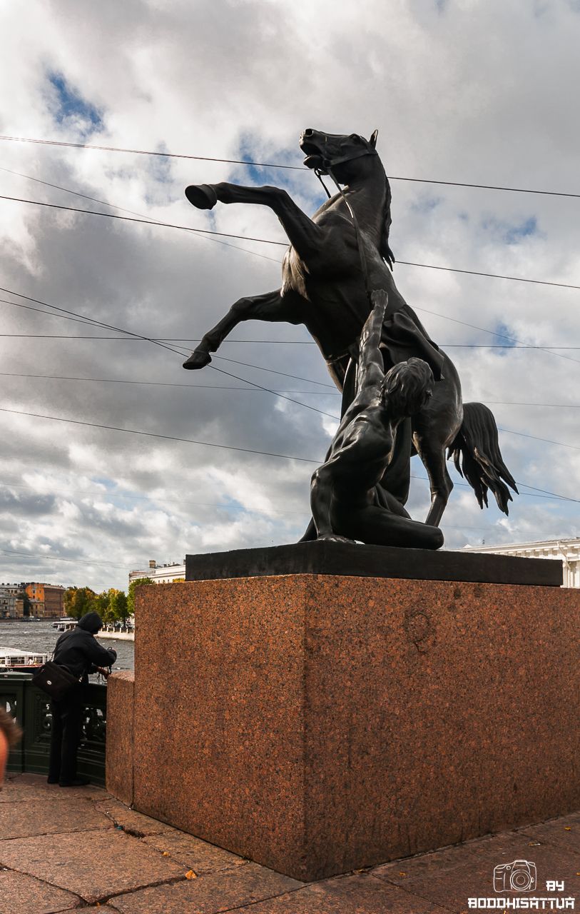Wednesdaywalk: Walking in St. Petersburg. Anichkov bridge