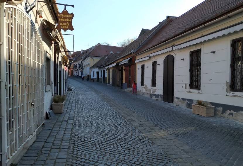 No tourists in Hungary - Pictures from an empty Szentendre